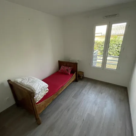 Apartamento Cosy Pour 5 Pers. à Avec Balcon Et équipements Complets - Fr-1-474-213