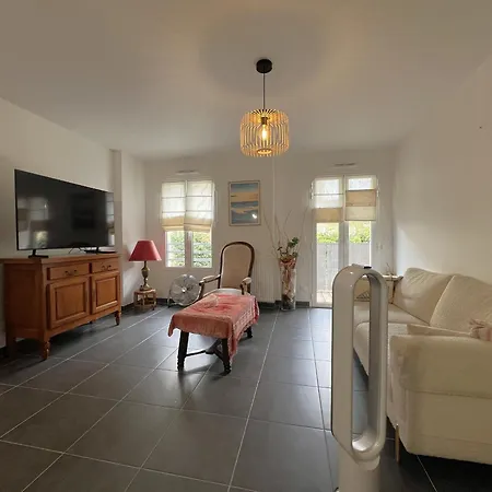 Apartment Cosy Pour 5 Pers. A Avec Balcon Et Equipements Complets - Fr-1-474-213 *