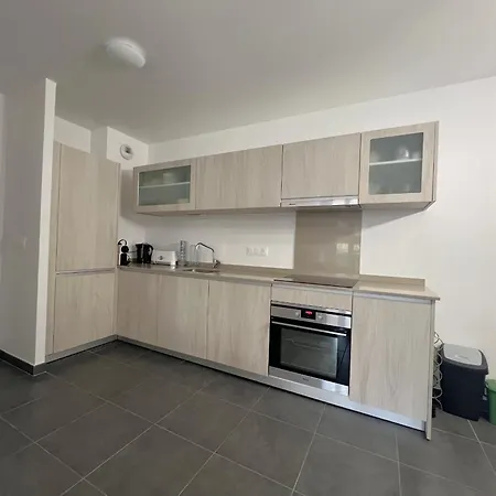 Apartment Cosy Pour 5 Pers. A Avec Balcon Et Equipements Complets - Fr-1-474-213 *