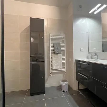 Cosy Pour 5 Pers. A Avec Balcon Et Equipements Complets - Fr-1-474-213 Apartment *